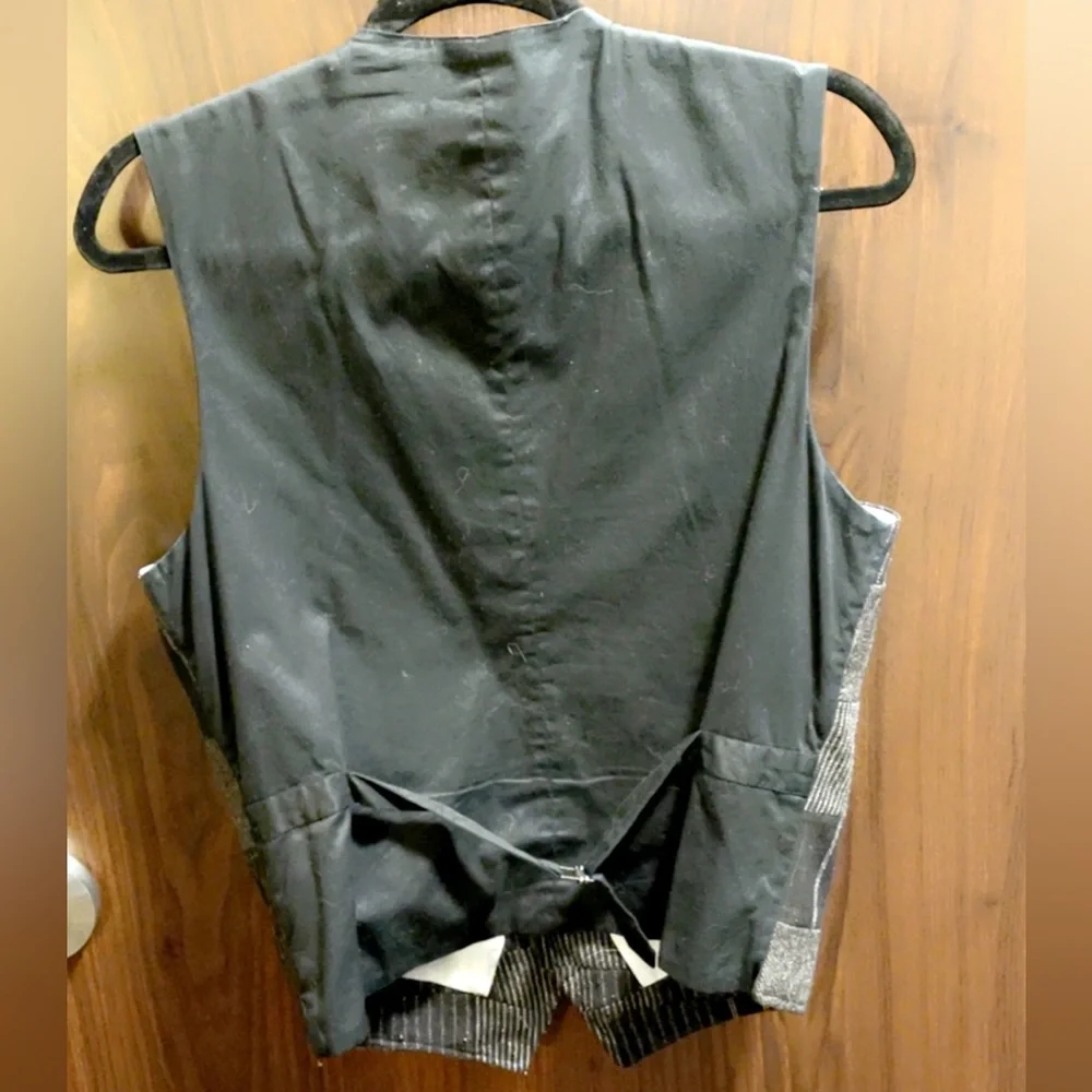 S - Express Grey Vest Jacket - Picture 2 of 6